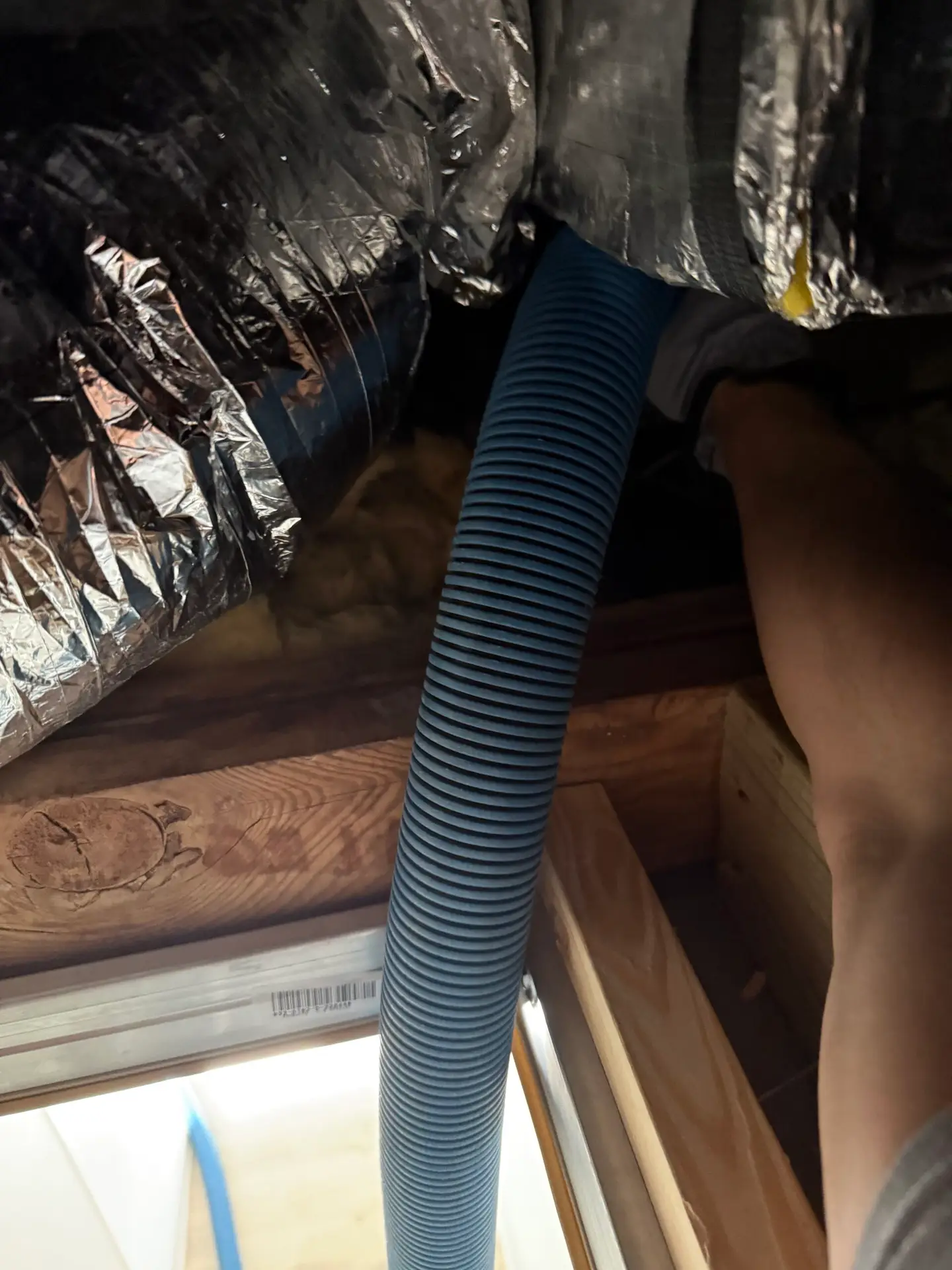 Dallas crawlspace flood pump out and drying equipment
