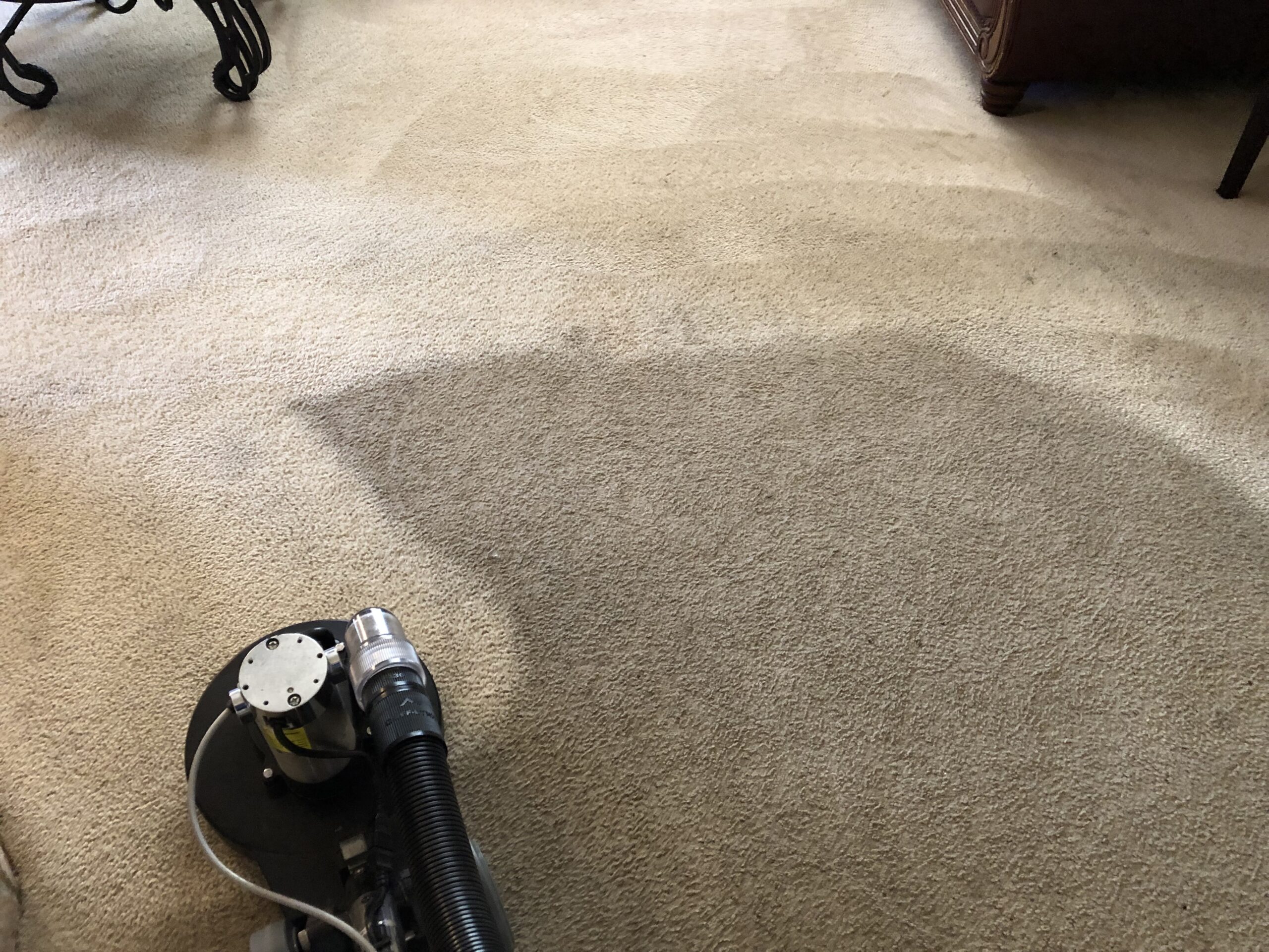 Dallas carpet cleaning before and after photo