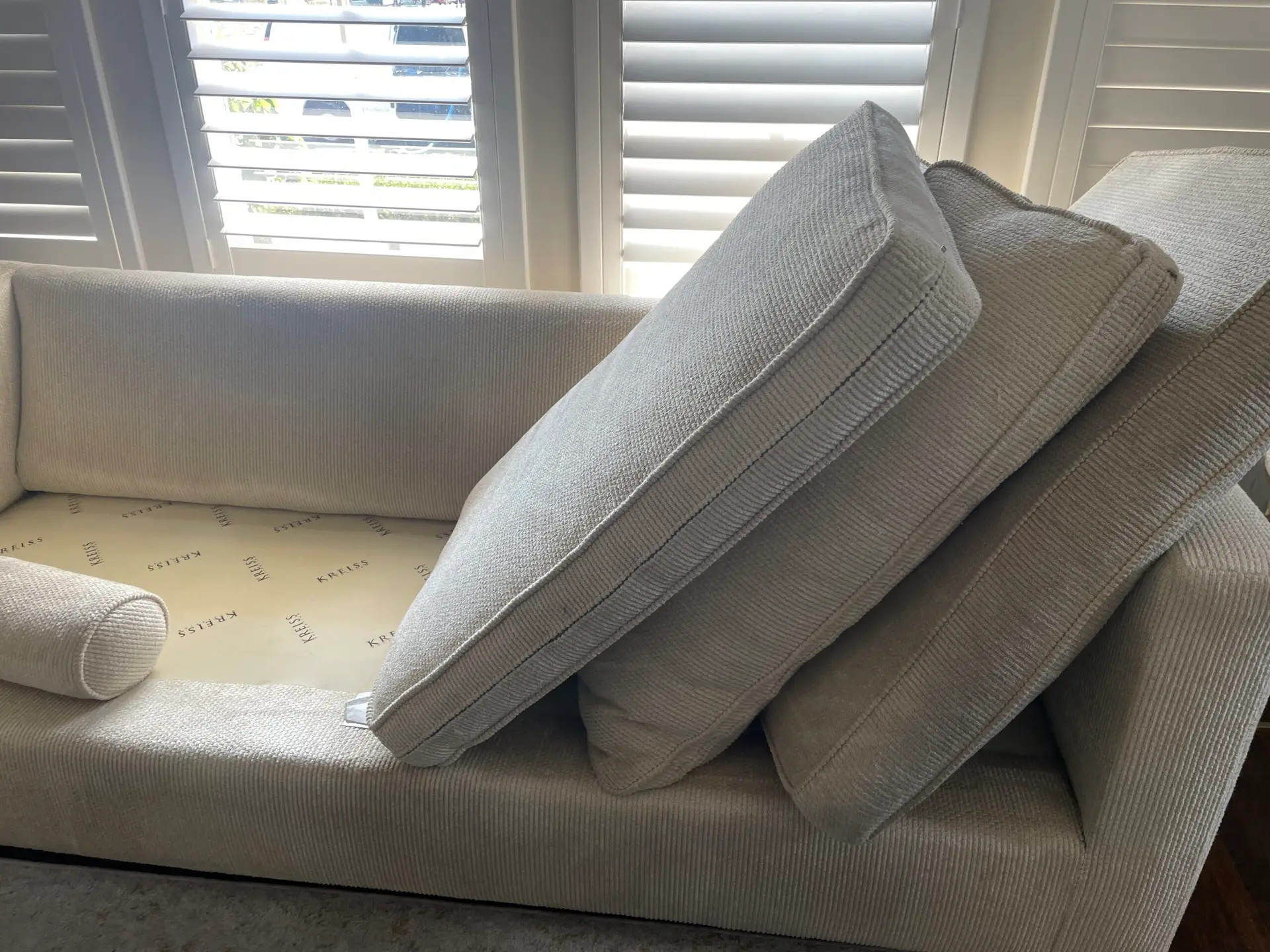 Sofa cleaning in Dallas — hot water extraction