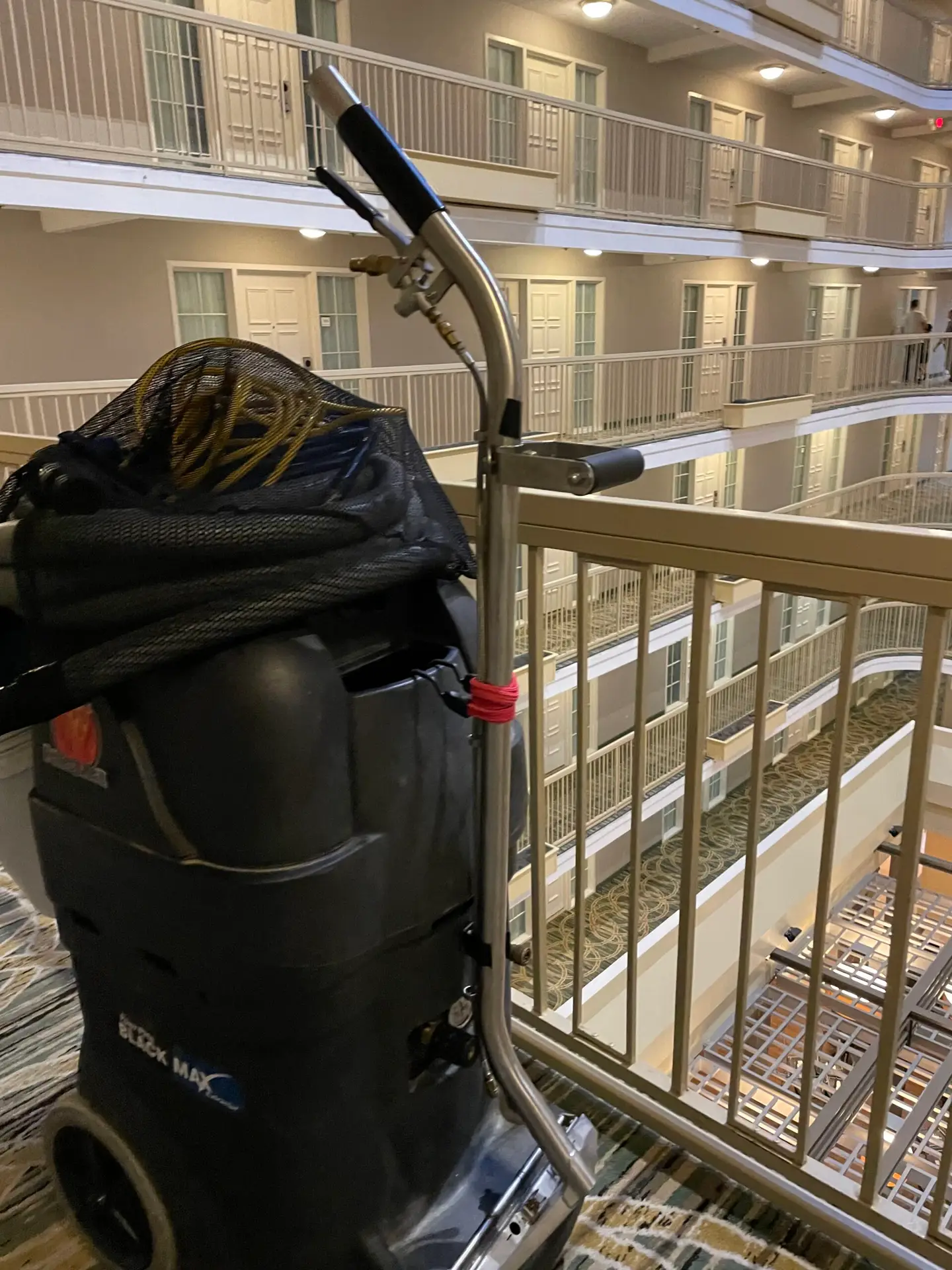 High-rise water extraction setup in Dallas building