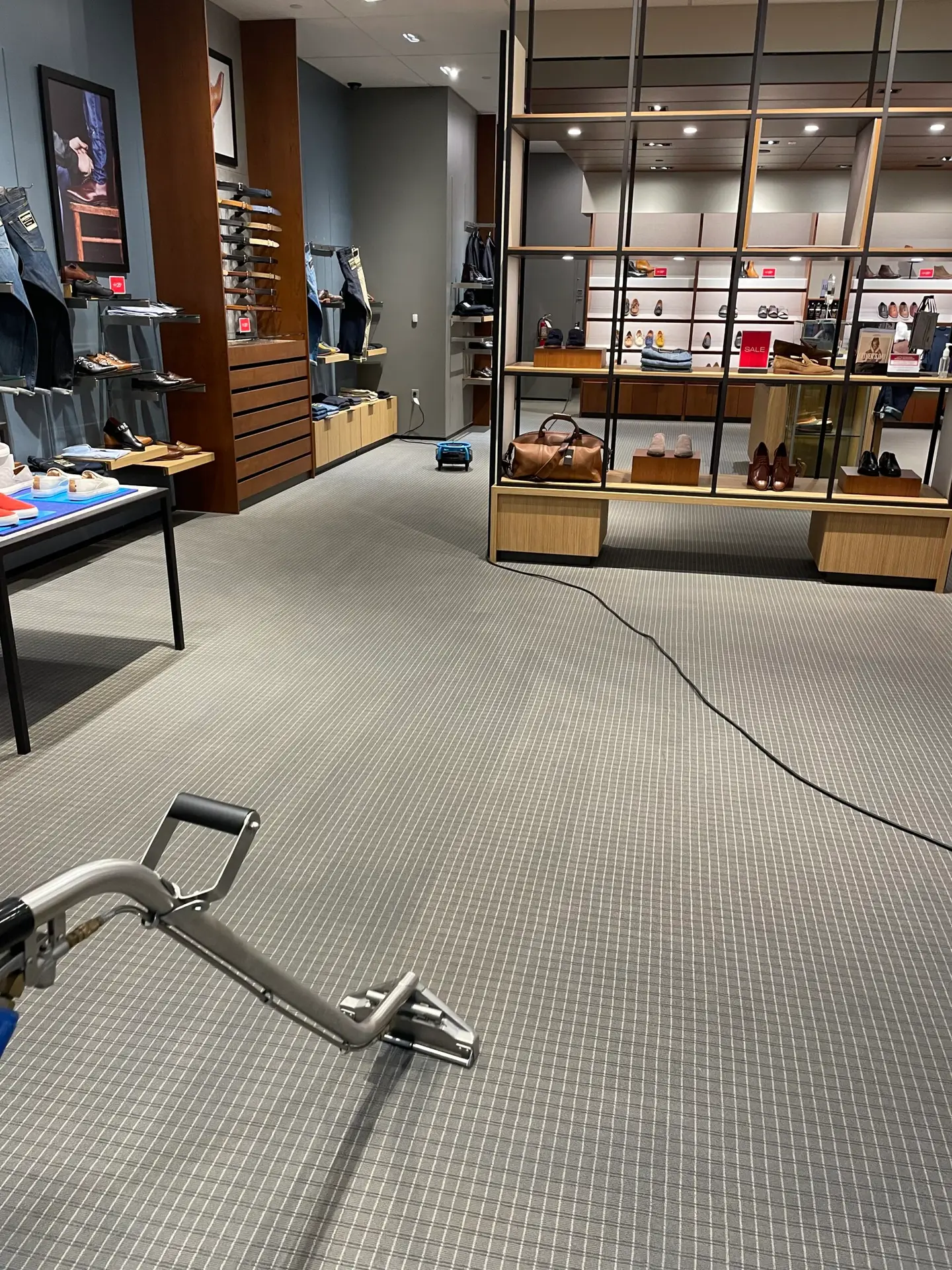 Retail showroom carpet care in Dallas Texas