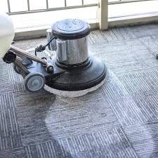 Low-moisture bonnet pass improving Dallas office hallway